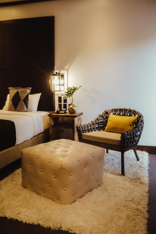 The Bourke Hotel Davao City Εξωτερικό φωτογραφία